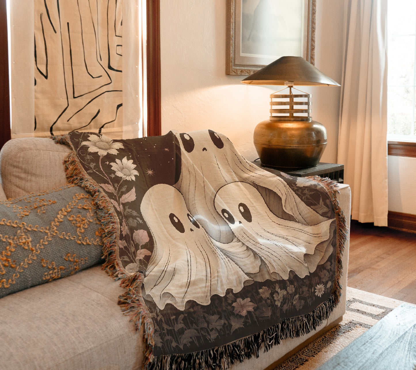 Cute Ghost Throw Blanket - Whimsical Halloween Ghosts Floral Moon Design, Cozy Gothic Cute Blanket for Home Decor, Spooky Kawaii Gift